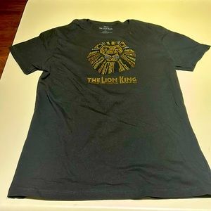 The Lion King Disney shirt- XL
